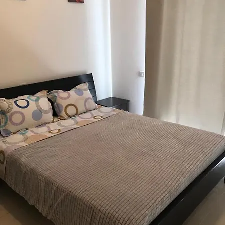Danaos Apartment *