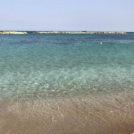 Danaos דירה